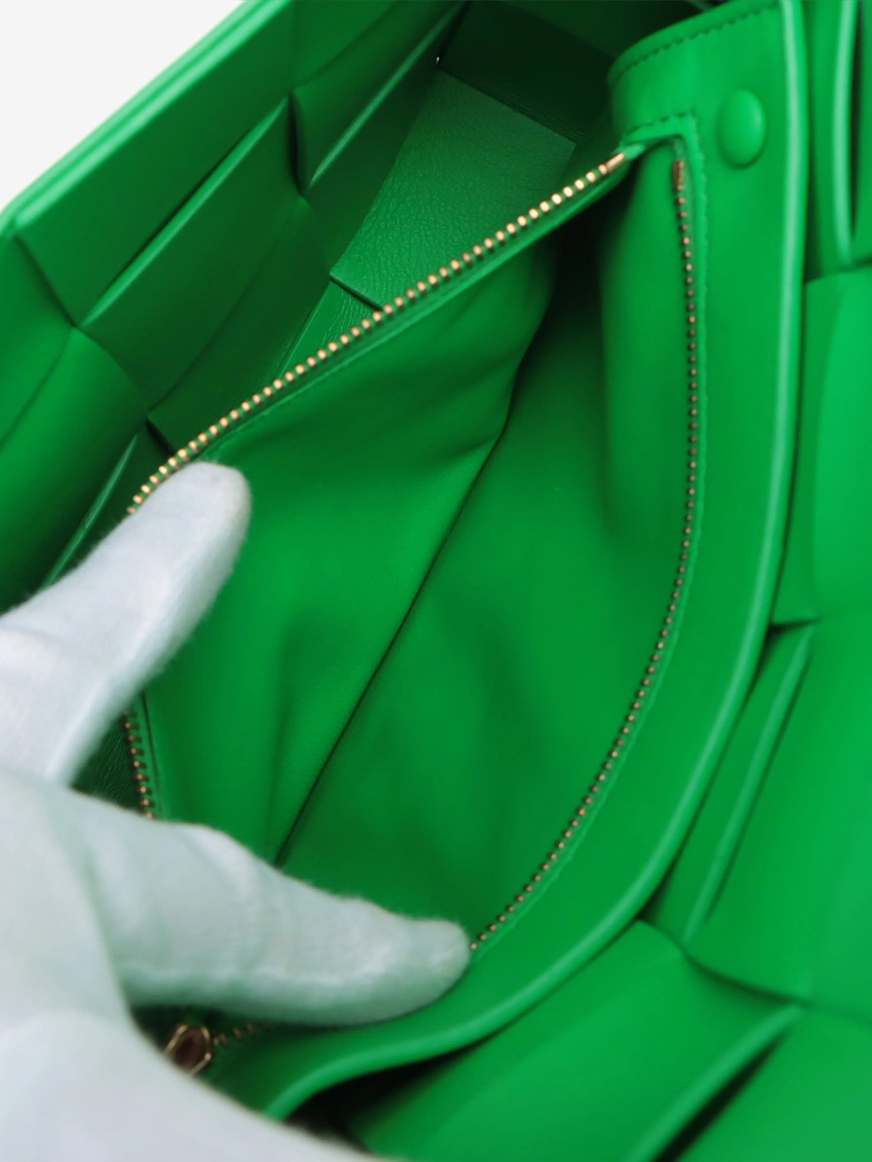 Green patent Cassette cross-body bag