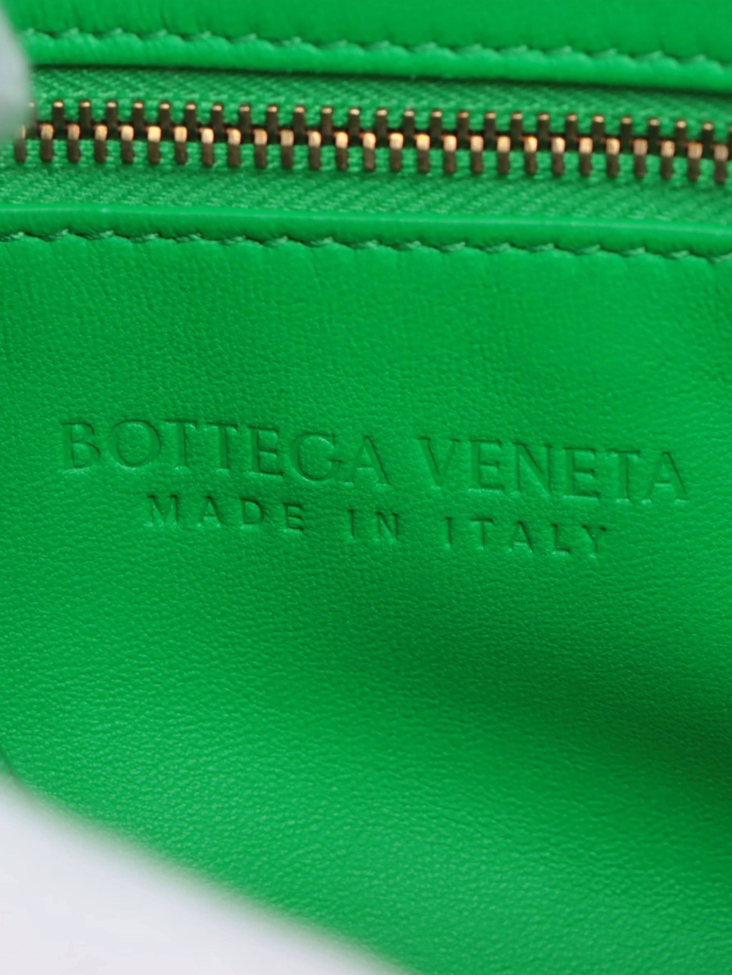 Green patent Cassette cross-body bag