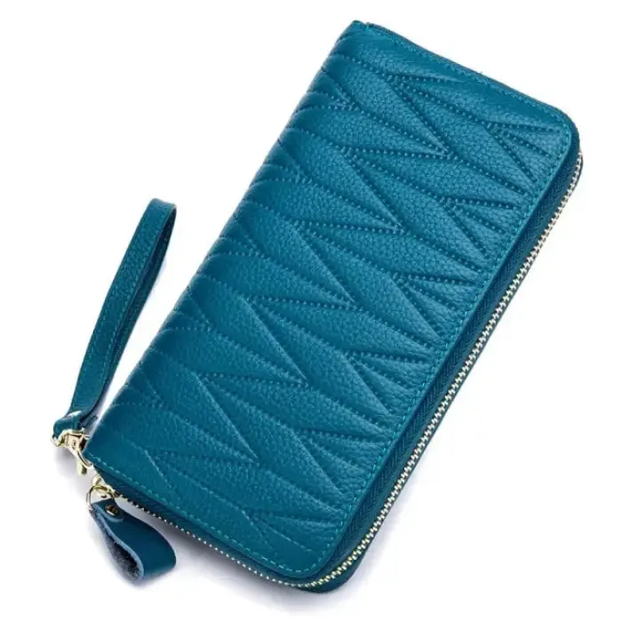 Ultimate Women’s Travel Wallet!